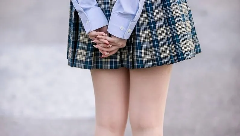 對高中女摟腰還想強吻　狼師辯：最近壓力大