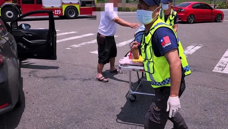 前職棒選手周森毅遊嘉義遭酒駕追撞　9歲兒住院插管