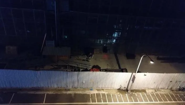 竹北天坑旁「豐采520」夜半偷復工？社區住戶爆「聽見抽水馬達聲音」　建商這樣解釋