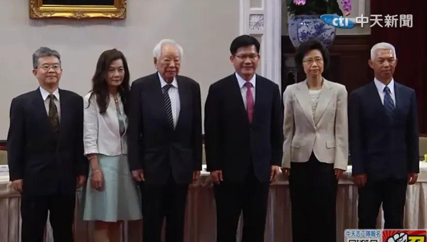 「破壞司法公信的歷史罪人，蔡英文與民進黨當之無愧！」　她轟大法官提名網狂讚
