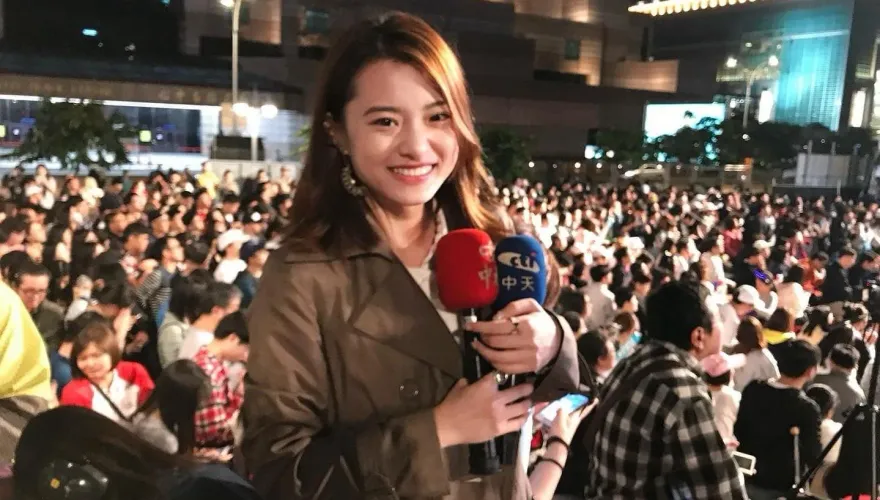民進黨女黨工爆性騷遭吃案！「主播級」學姊抱抱：不要怕
