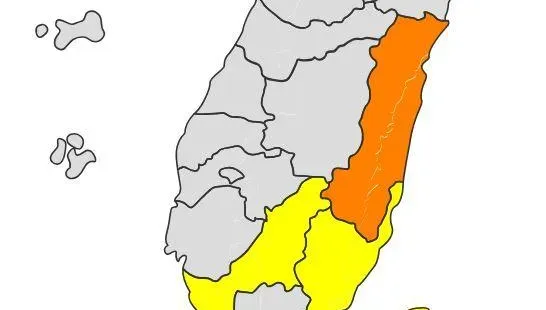 快訊/熱昏了！1縣市「橙色燈號」飆38°C極端高溫　2縣市「黃色燈號」