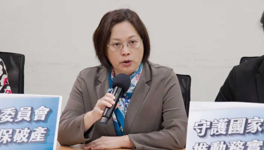 感受到司法的清算與威嚇！賴香伶送暖柯文哲：同舟共濟、風雨同行