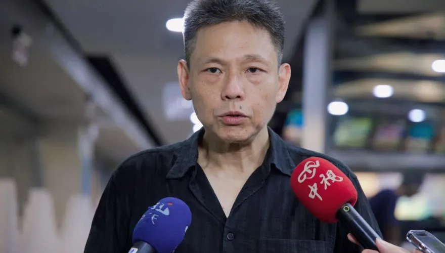 影/大新聞大爆卦　柯文哲認花4300萬買商辦當個人辦公室　謝寒冰拋3點質疑：這行為又蠢又怪