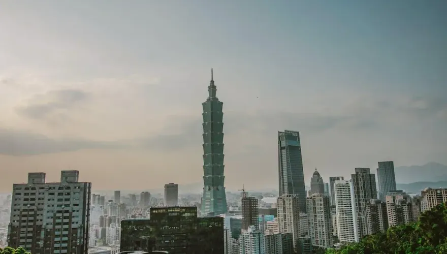 北漂「月入90K」值得嗎？正反兩派戰翻
