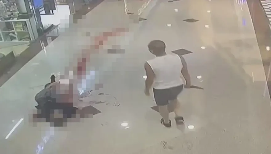 港商場砍人原因曝光！兇嫌無業疑患精神疾病　警：無證據顯示認識2死者