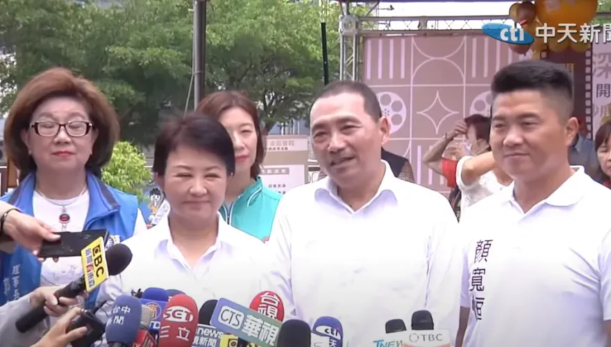 影/到台中合體盧秀燕　侯友宜：絕不姑息性騷擾加害者