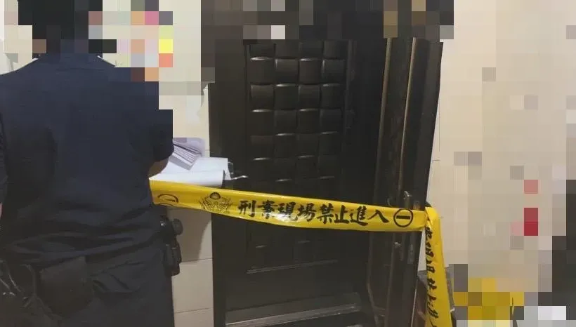 新北女「口鼻出血」死在床上！身邊有槍又有毒　男友報案後落跑被逮回