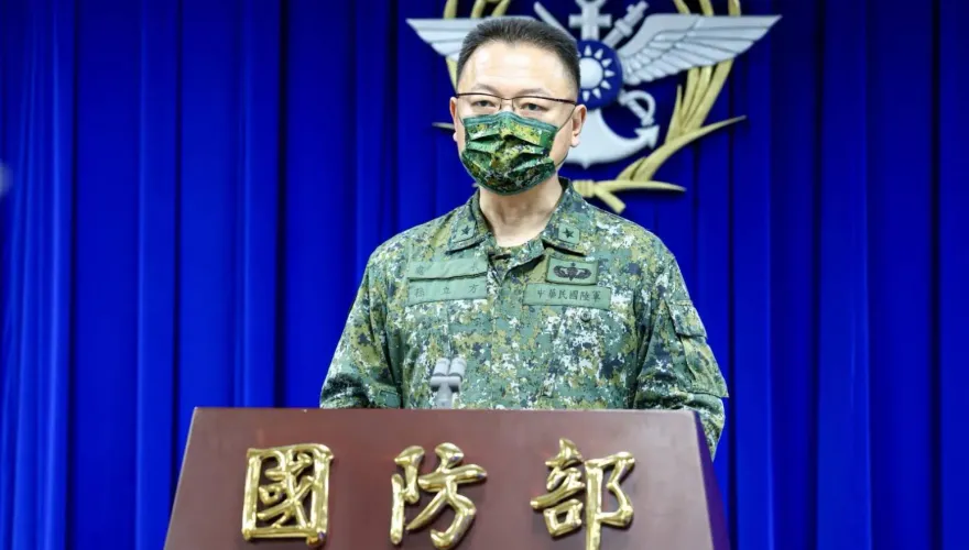 美艦又穿台海！國防部證實：美、加軍艦各1艘　國軍皆全程掌握