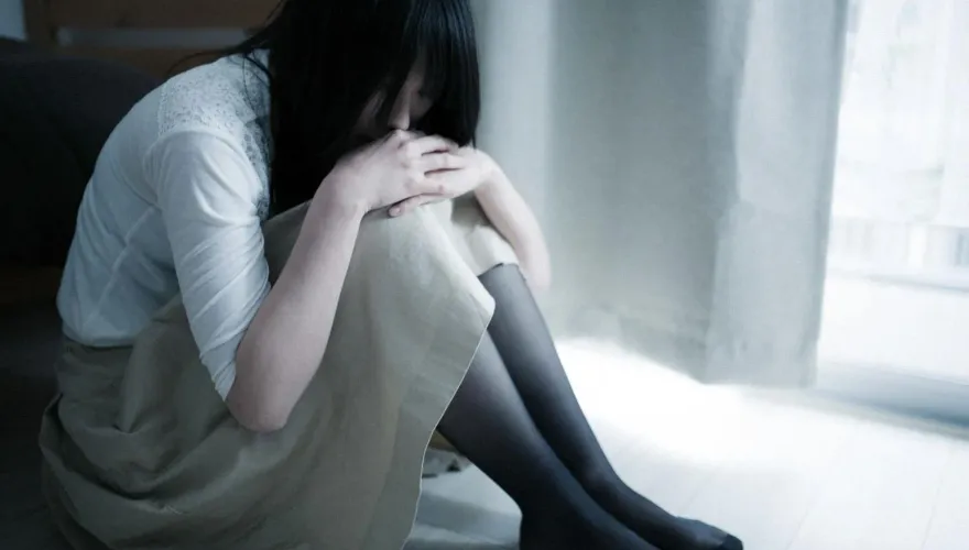催經按摩新療法！色按摩師點人妻「車頭燈」　這下30萬飛了