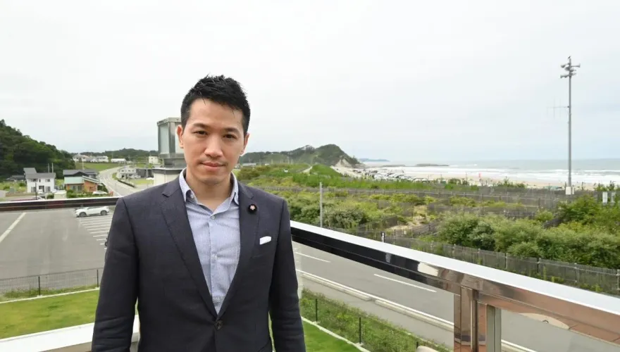 何志偉轉任總統府副秘書長　陳玉珍讚「處事圓融」