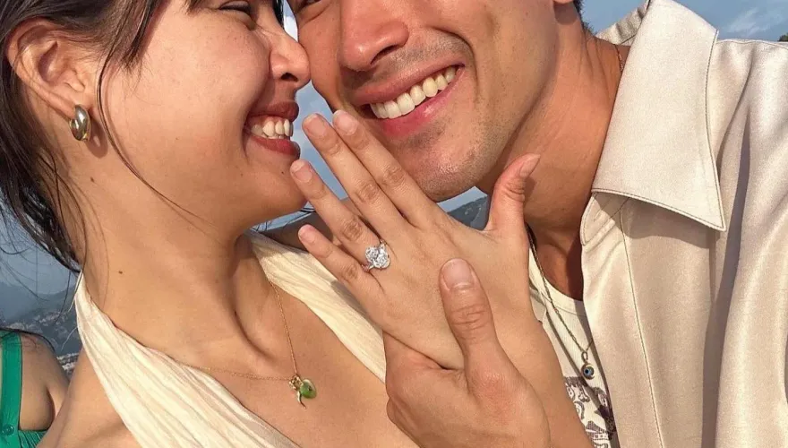 8度合作拍片擦出愛火！男星求婚成功「國民CP變夫妻」　她高喊：我願意
