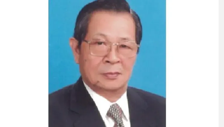 快訊/總統府資政顏志發被控性騷喊告　突發聲明撤告、已請辭資政