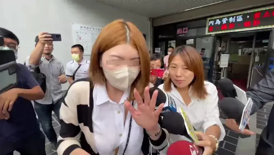 快訊/釐清5億高中生如何救！正妹護理師被傳喚　應訊132分鐘、短褲裝快閃