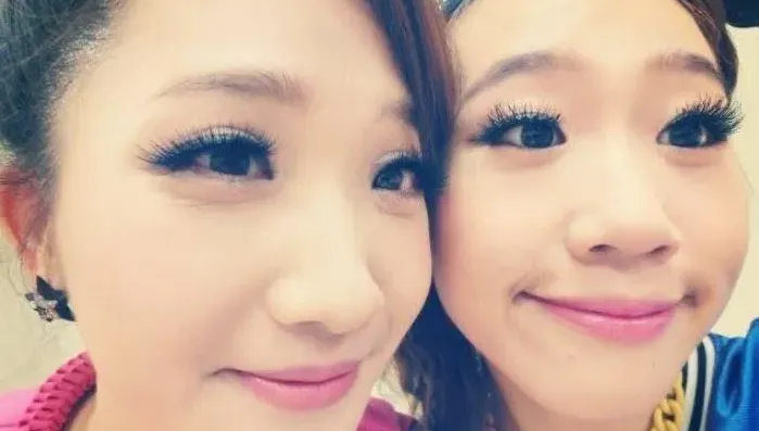 朱俐靜離世11個月！Lulu突曬「9年前貼臉合照」　嘆：我們好可愛