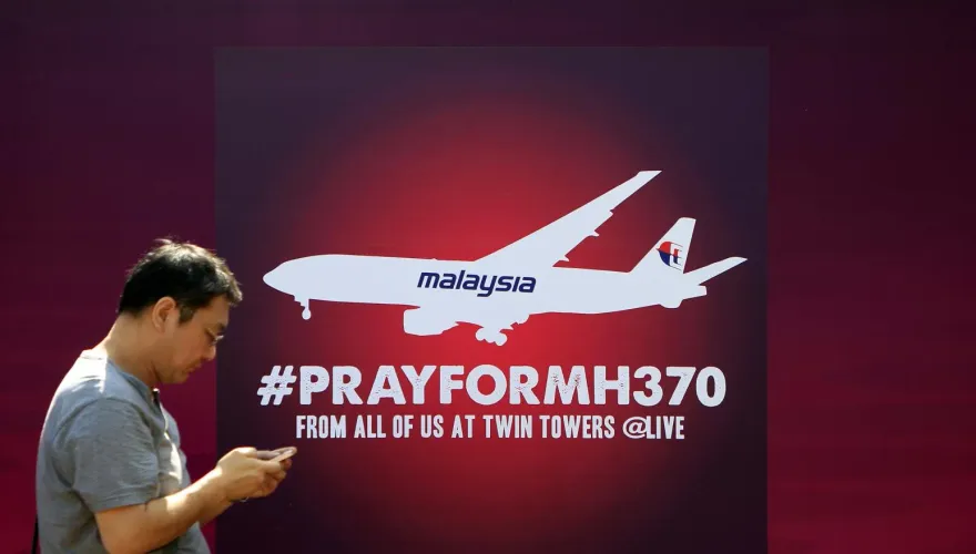 影/美籍單口喜劇演員拿「MH370空難」開玩笑　大馬外長轟：無憐憫之心