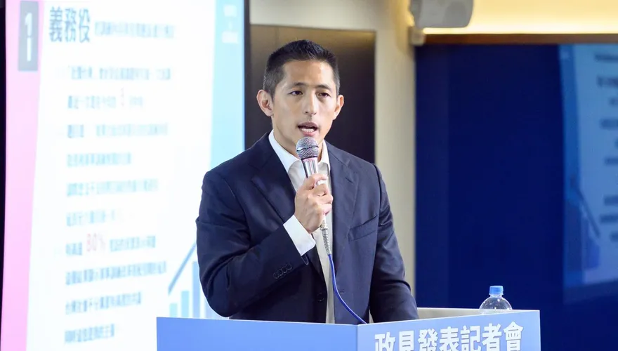 吳怡農這次不質疑黨！「公費助理禁三等親應成國家法規」