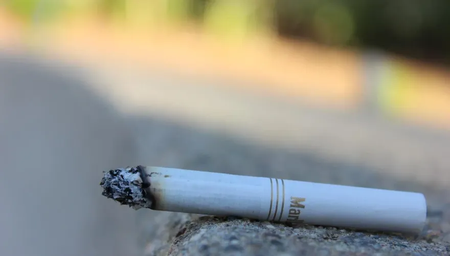 研究：女性對尼古丁依賴低　戒菸難度高於男性！ 專家：與憂鬱、肥胖有關