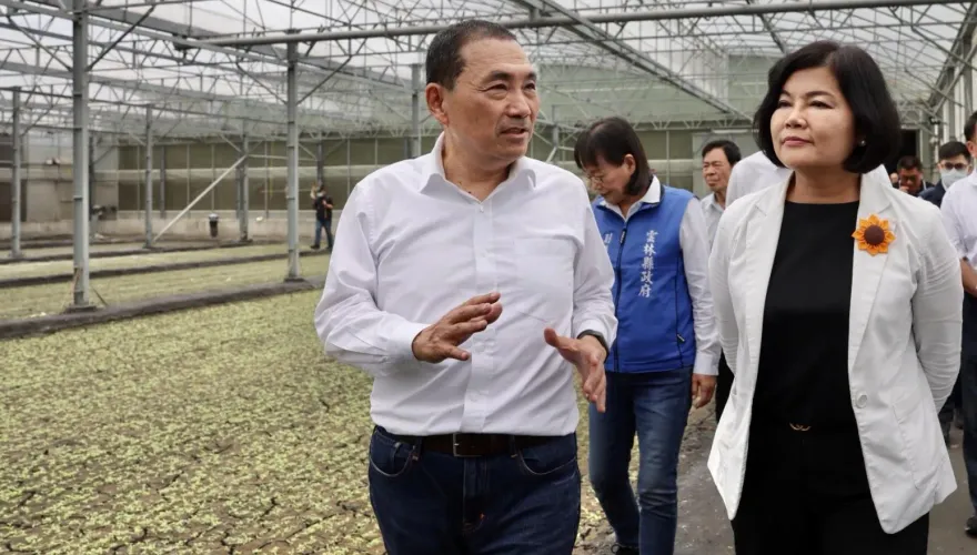 趙少康建議餵藥案「直球對決」　侯友宜回應了：一切尊重議會