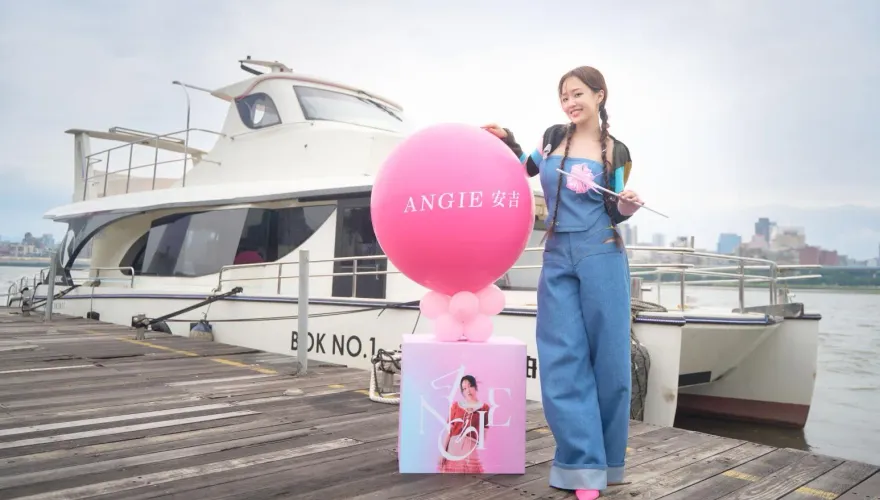 自信最美星二代是「ME」！　ANGIE安吉出道爆父親陽帆給2忠告
