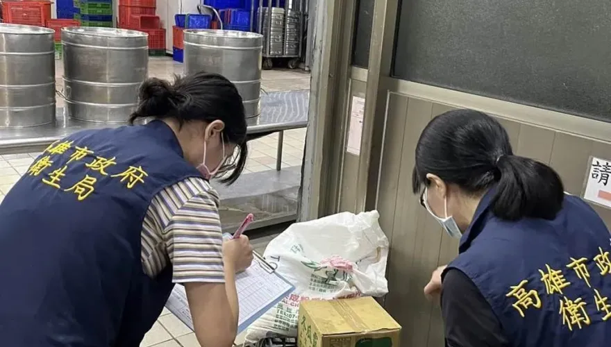 營養午餐出包！中央廚房「驚見老鼠亂竄」　高雄衛生局出手了