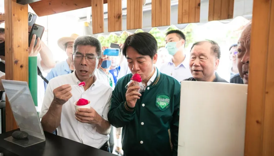 賴清德民調變老二輸給柯文哲！歸咎「民進黨目前逆風」
