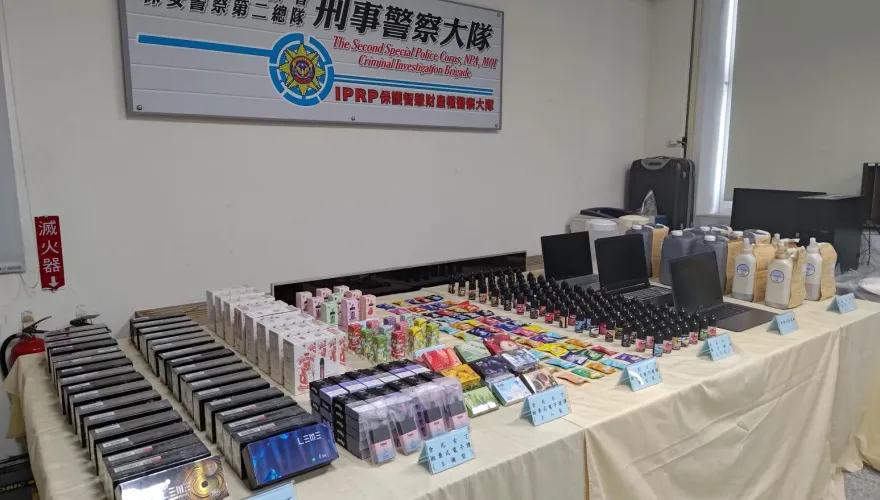 私製電子菸！大盤商遭連根拔起　700萬貨沒了「陳列桌上畫面壯觀」