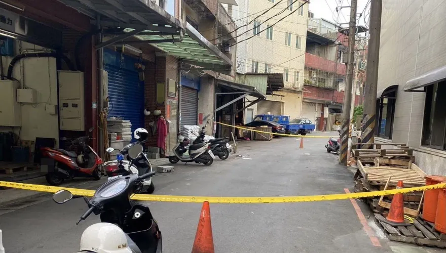 快訊/汐止驚傳墜落意外！住家翻修屋主不慎3樓墜落地面　命危搶救中
