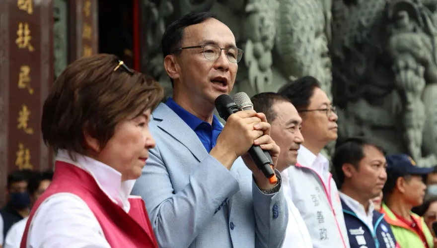 影/柯文哲幫站台藍祭黨紀　朱立倫沒放棄非綠整合：不同時間有不同戰略