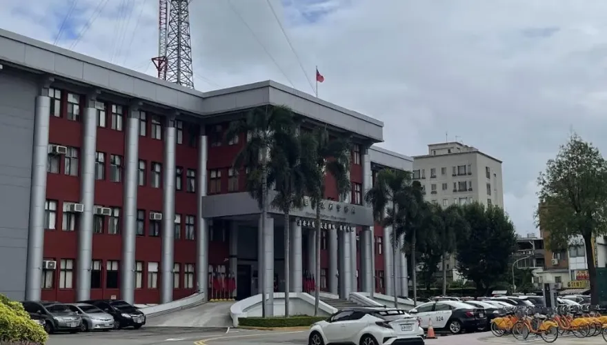好大官威？妻子車禍警未馬上開三聯單    分局組長急衝派出所飆罵要弄死承辦警員