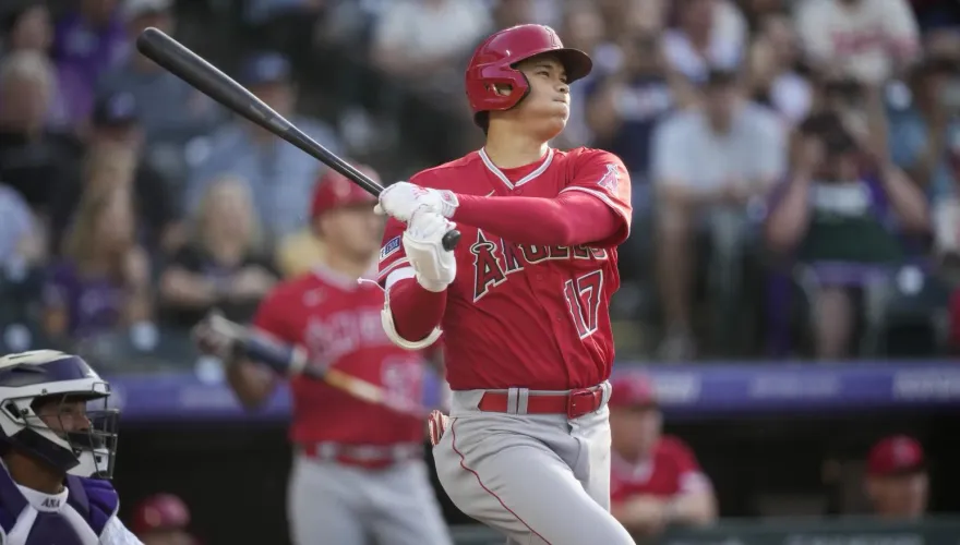 影/美日通算200轟達陣！大谷翔平壞球照夯本季第25轟　全壘打王愈坐愈穩