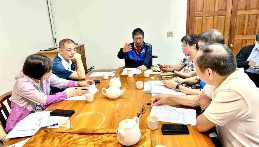 竹北氣爆案/新竹縣長提早返台！楊文科否認隱瞞出國　將更換全縣18個軸流閥
