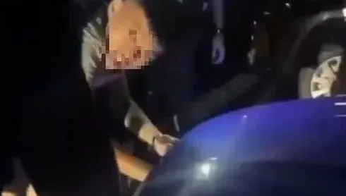 影/執法過當？桃園警被控查案要疑犯趴引擎蓋還邊罵「燙不燙」　警方回應了