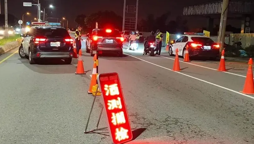 「封閉式路檢」抓炸街車！台中市警開出20張告誡書