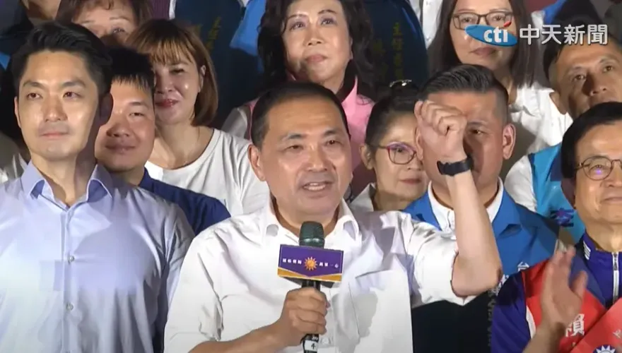遭指藍皮綠骨　侯友宜：父親有榮民證「為國家打過仗」
