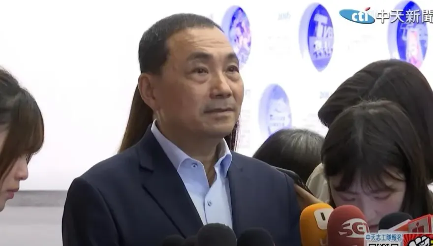侯友宜談槍戰經歷生死：跟柯文哲「用看的」不一樣