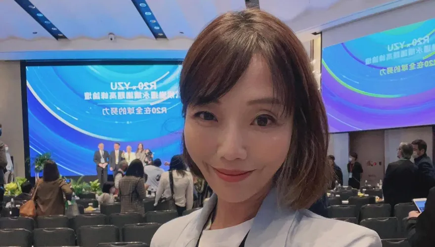 前美女主播涉背信罪內幕曝光　「找動物當臨演」捲778萬險得逞