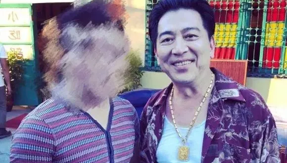 澎湖海鮮老闆拿合照硬蹭挨轟！高捷霸氣發文喊：管住嘴