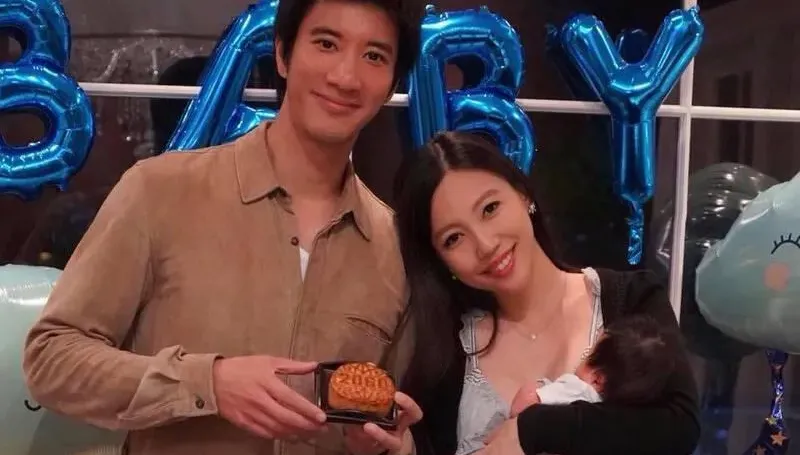 李靚蕾全面切割王力宏！談MeToo疑聲援郭源元：當那鐵板有多不易