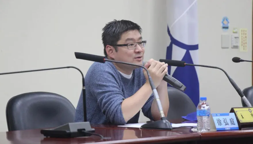挺郭派餐會見光死　徐弘庭還原事實經過：我覺得被消費了