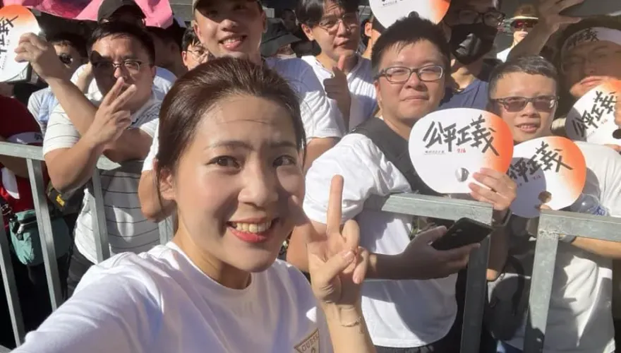國民黨女戰神來了！徐巧芯現身凱道推5政見討公義