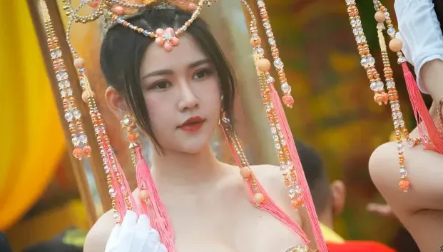 正妹禮生美家認被拍「私密處特寫」！爆攝影師不道歉：以為妳尺度大