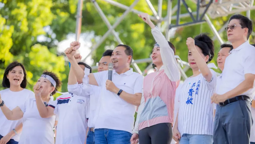 被藍議員揪出帶頭對侯友宜倒讚！ 他「囂張嗆聲」讓大批網友炸鍋了