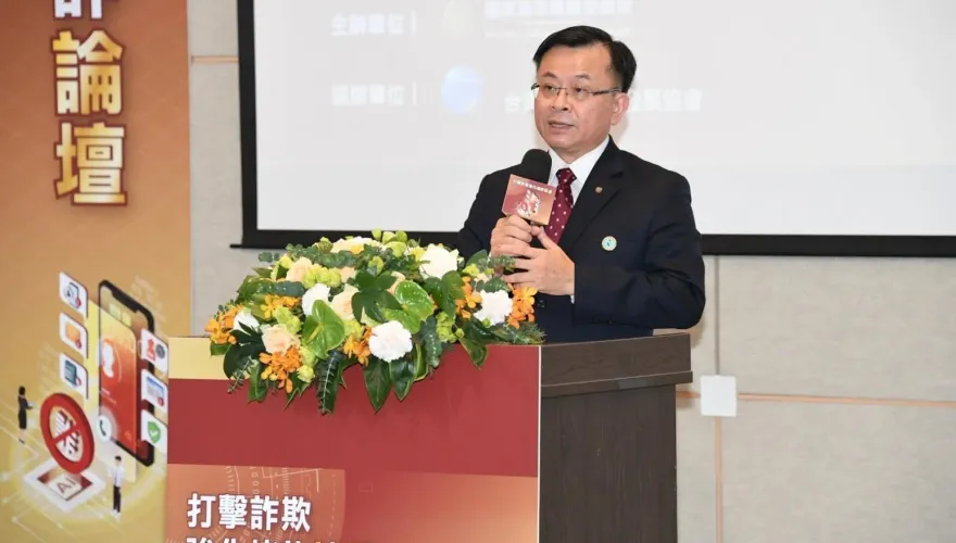 大家來找碴！NCC報告哪裡不一樣？侯漢廷嗆：不是陳耀祥下台就算了