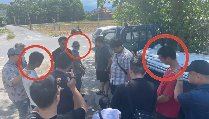影/鎖都不橇了直接搬走門！礁溪警破專偷鋼鐵製品竊盜團　逮3嫌還搜出毒