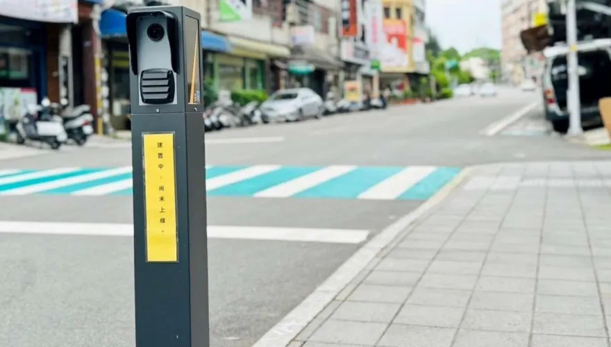 新竹市23處裝卸貨停車格　8/1起試辦智慧停車柱科技執法