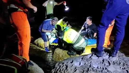 影/杜蘇芮海警發布當晚！基隆男下海捕螃蟹半小時就失聯　找到人溺斃