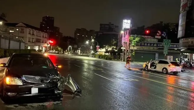 4罐啤酒的教訓！高雄男醉茫逆向衝撞對向歐洲名車　下場慘賠