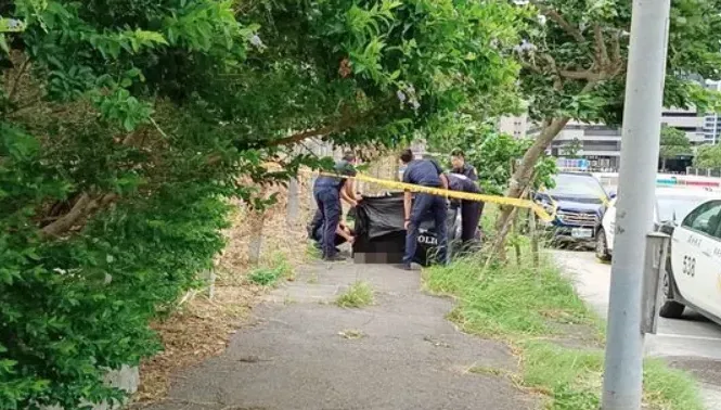 快訊/淡水驚傳命案！36歲男「血流滿身」倒臥人行道　警初步排除外力介入