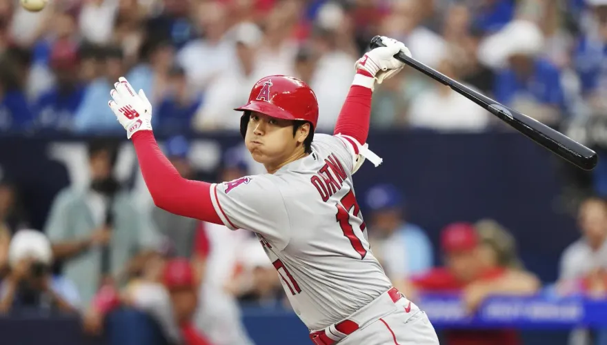 影/大谷翔平連3打席開轟！藍鳥球星爆粗口「整隊他X的就他能打」　9局上滿壘退場原因曝